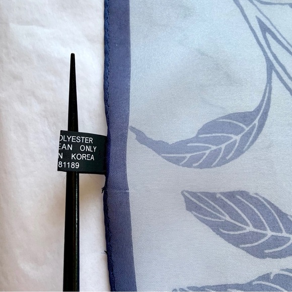 Vtg HALSTON blue sheer scarf - Picture 6 of 7